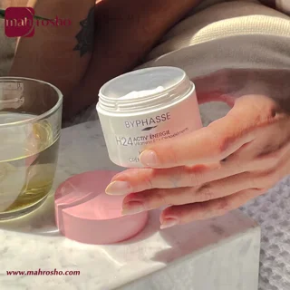 کرم روز و شب مرطوب کننده و آبرسان 24 ساعته بایفاس حجم 60 میلی لیتر